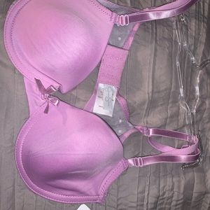 Assortment of ladies bras 32B to 34B